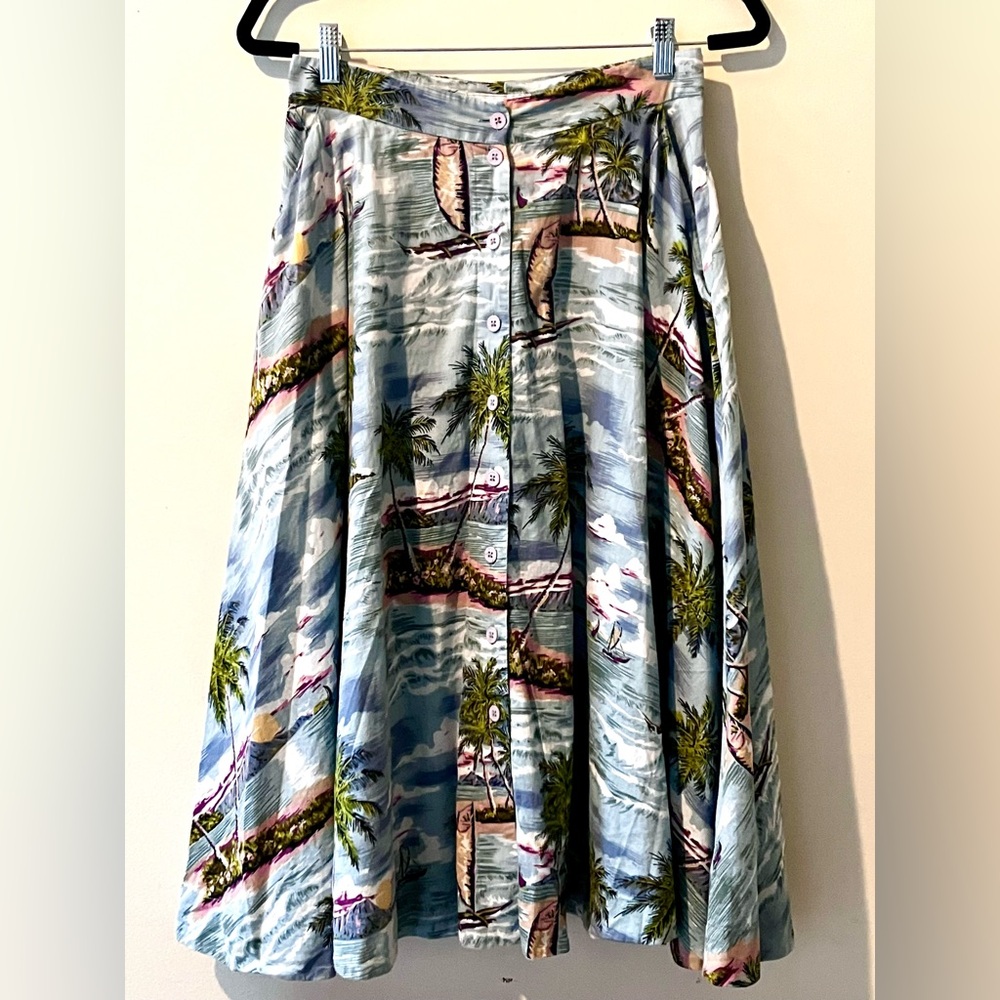 Emily and Fin A-line Swing Skirt with Island Print